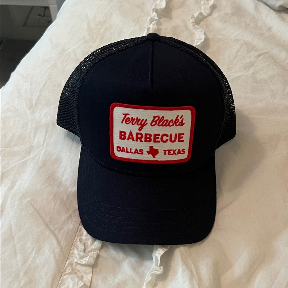Cue Black Mesh Cap with Red and White Patch